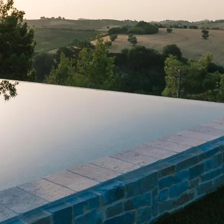 Relais Cocci Grifoni - Panoramic Wine Resort * Offida